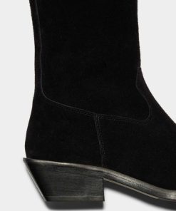 Blairwheatley.shop817fda56fc 2